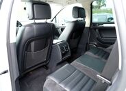 Volkswagen Touareg 33