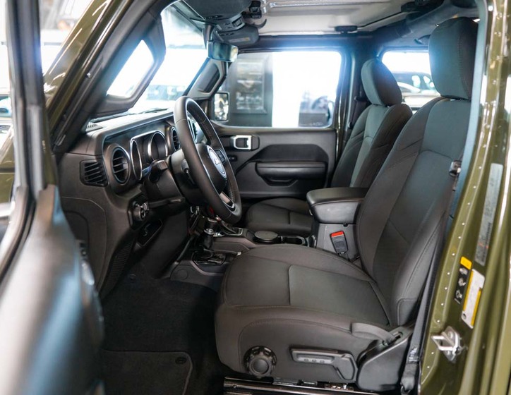 Jeep Gladiator 12