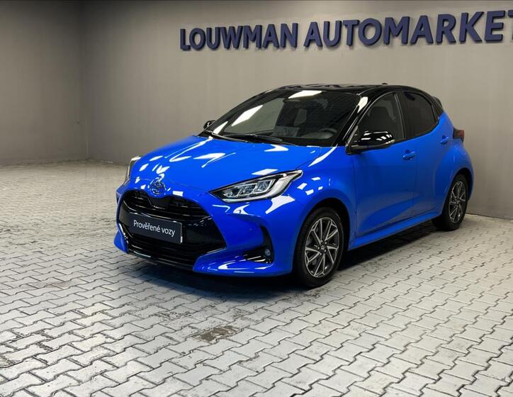 Toyota Yaris 1