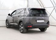 Peugeot 5008 8