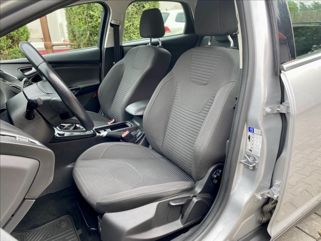 Ford Focus 9