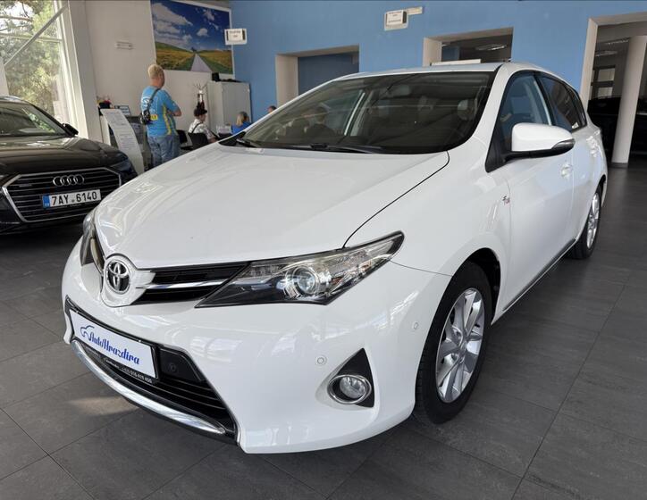 Toyota Auris 3