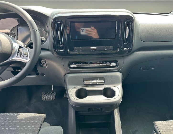 Mercedes-Benz Vito 14
