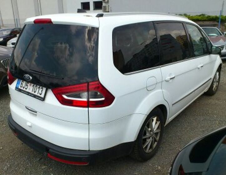 Ford Galaxy 7