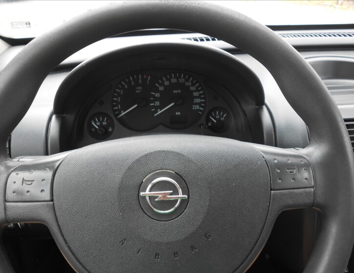 Opel Combo 18