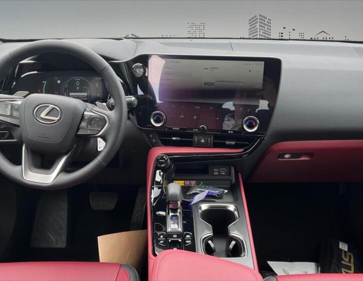 Lexus NX 450h+ 5