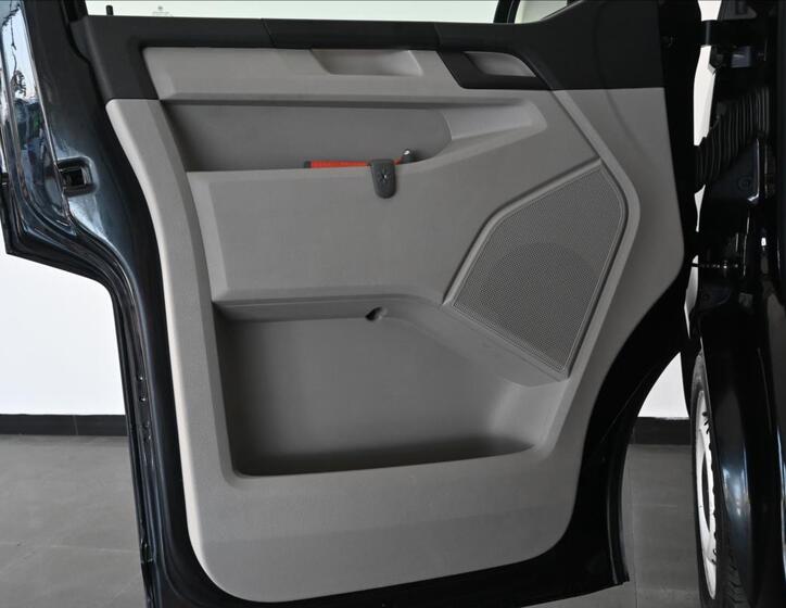 Volkswagen Transporter 21