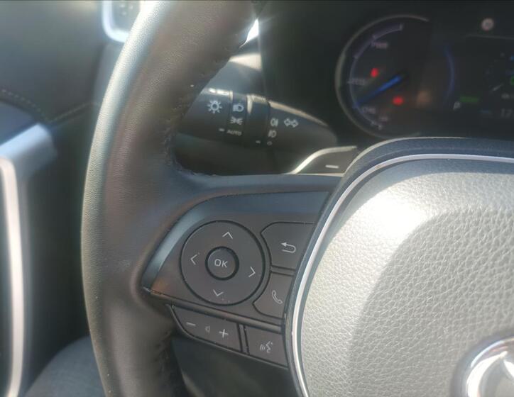 Toyota RAV4 13