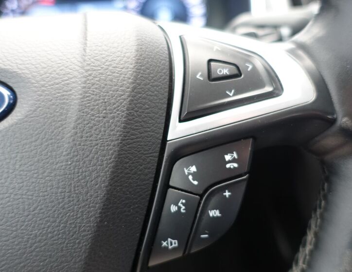 Ford Galaxy 26