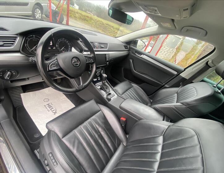 Škoda Superb 10