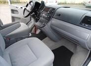 Volkswagen Multivan 29