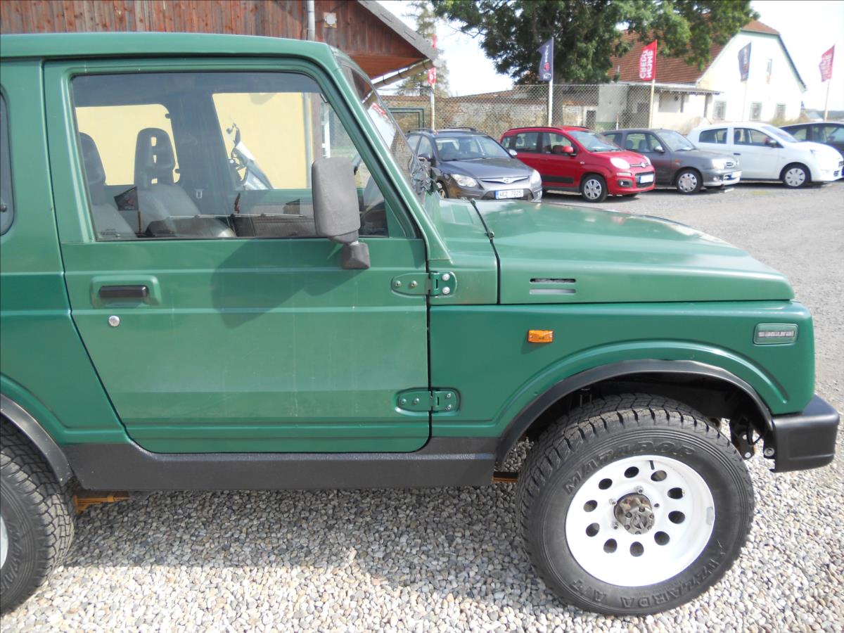 Suzuki Samurai