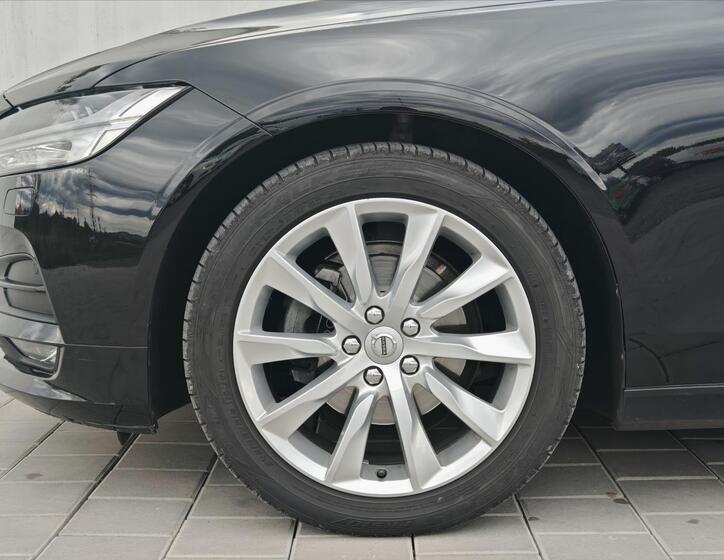 Volvo V90 7