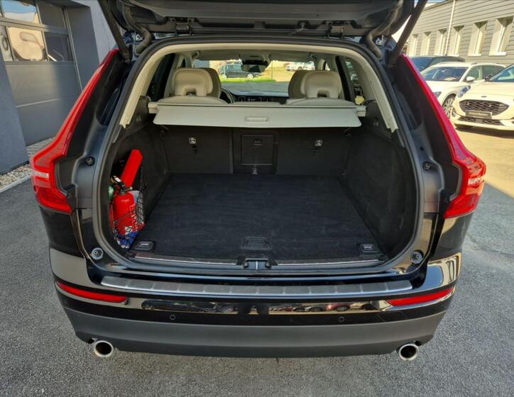 Volvo XC60 11
