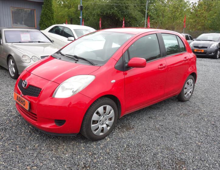 Toyota Yaris 2