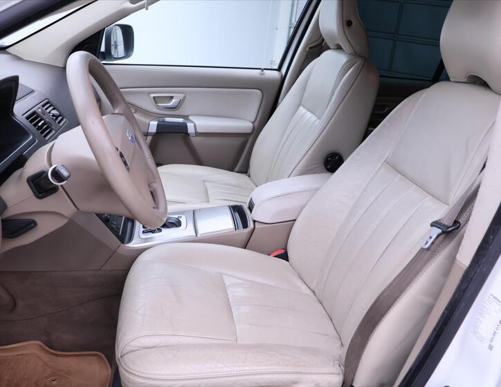 Volvo XC90 10