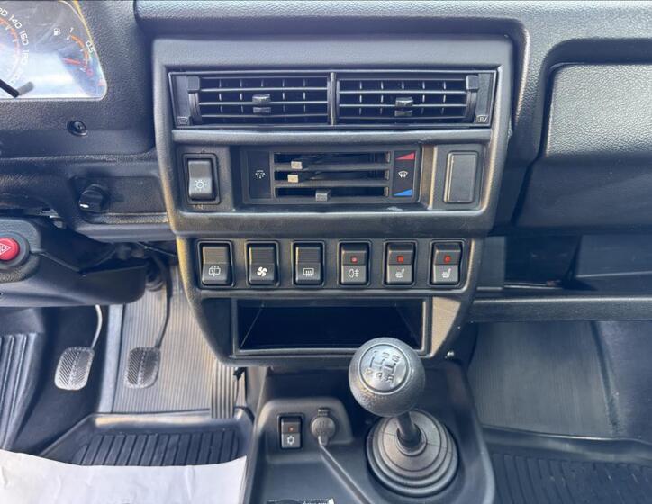 Lada Niva 33