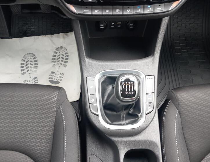 Hyundai i30 12