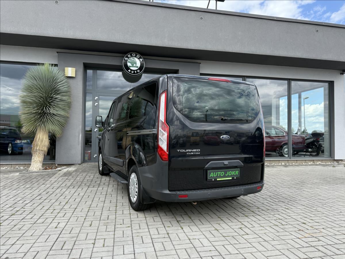 Ford Tourneo