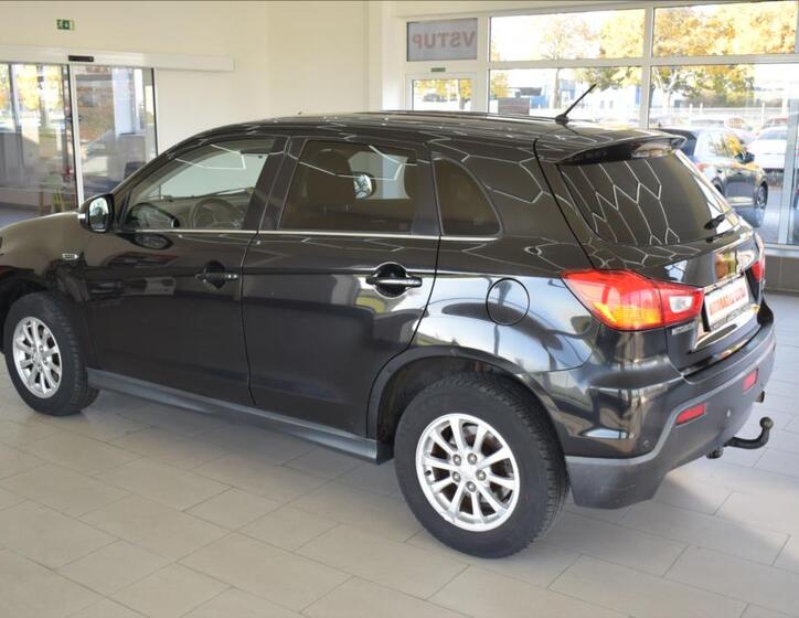 Mitsubishi ASX 8