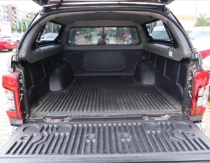 Mitsubishi L200 24