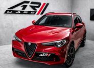 Alfa Romeo Stelvio 8