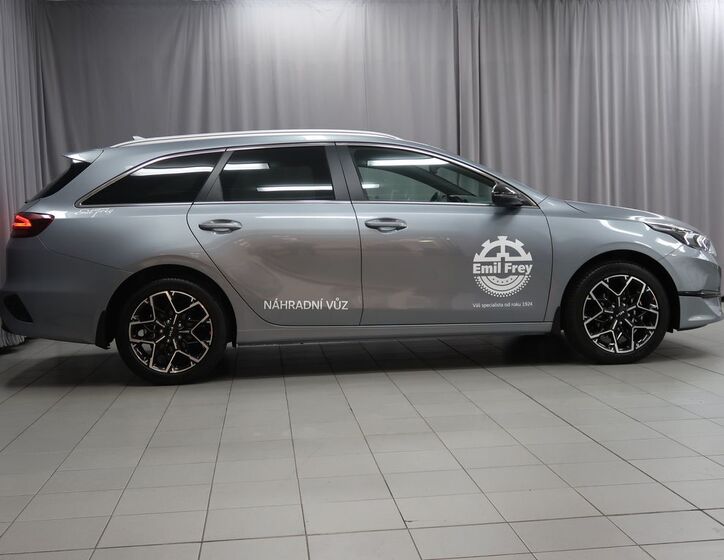KIA Ceed 4