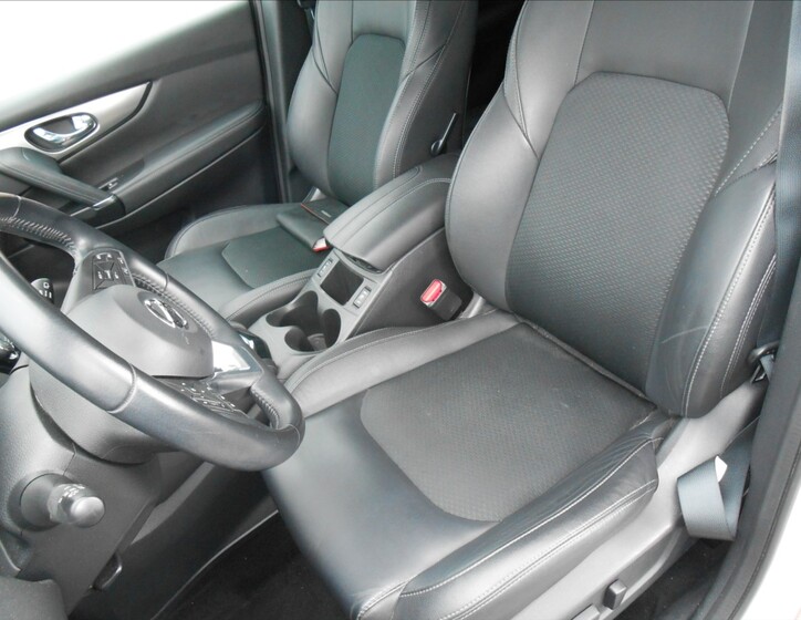 Nissan Qashqai 8