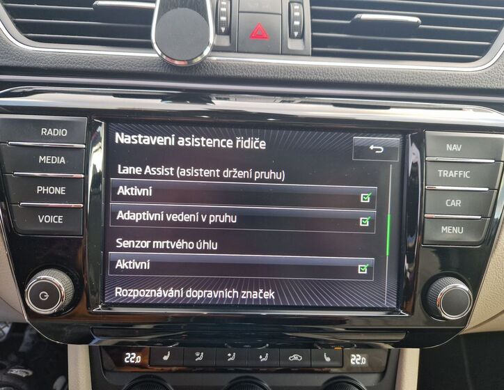 Škoda Superb 28
