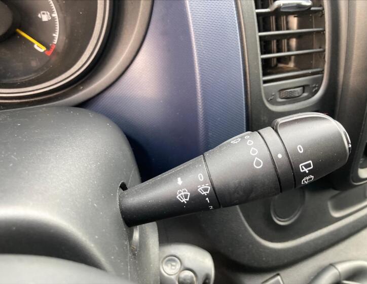 Opel Vivaro 18