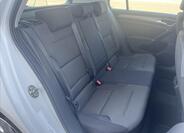 Volkswagen Golf 17