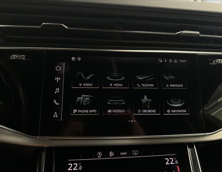 Audi SQ8 10