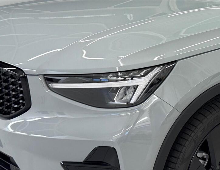 Volvo XC40 5