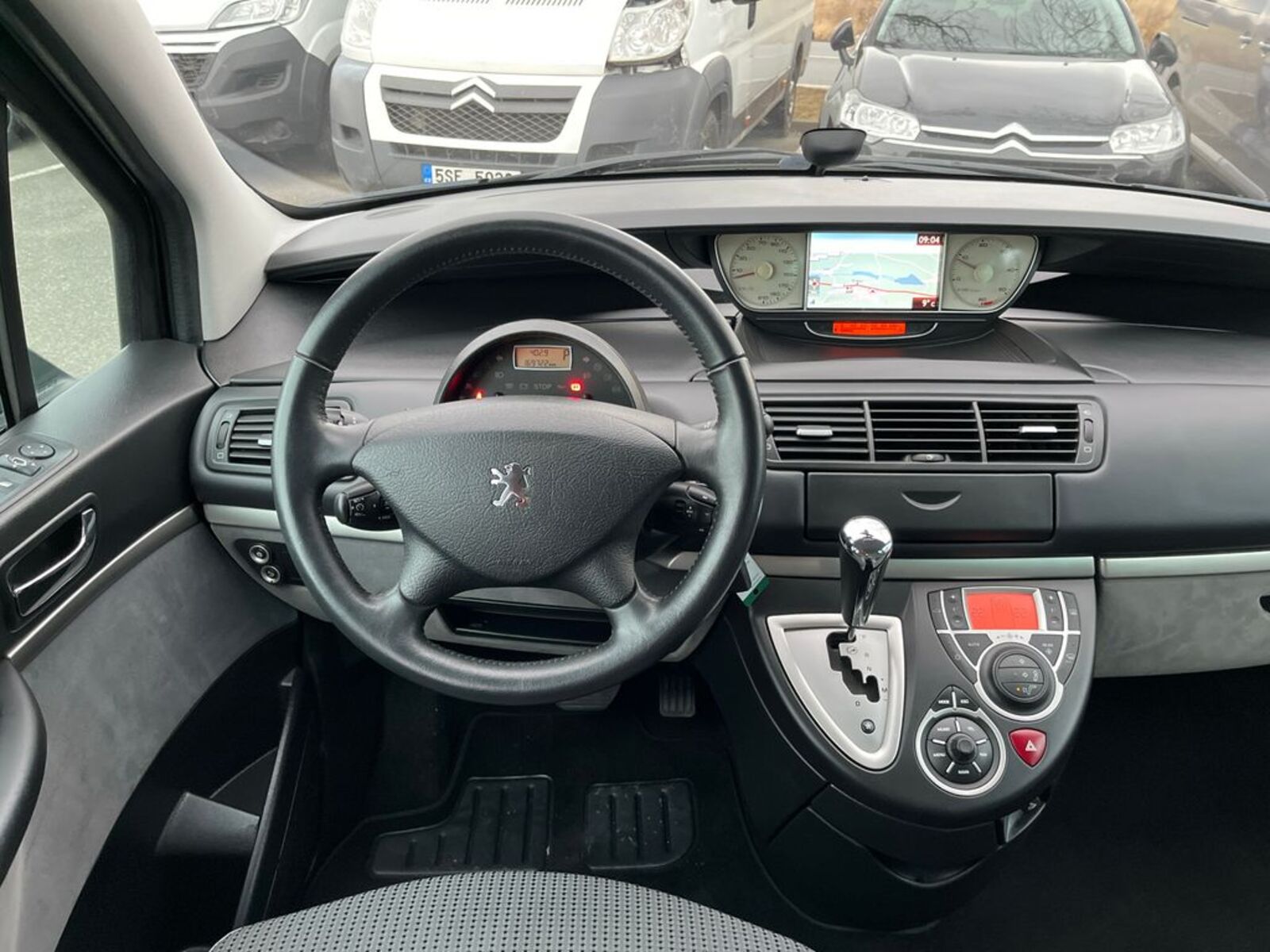 Peugeot 807 9