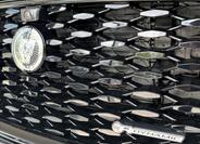 Jaguar F-Pace 8