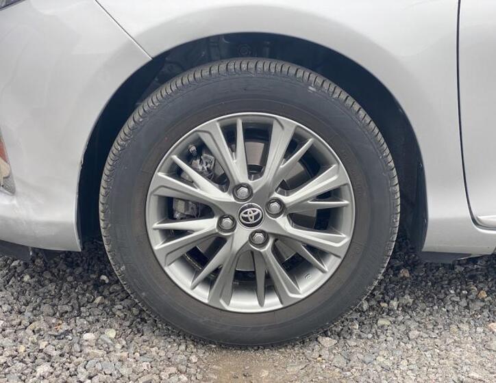 Toyota Yaris 10