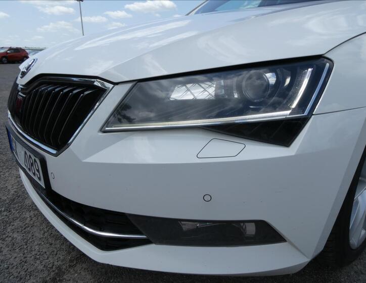 Škoda Superb 4
