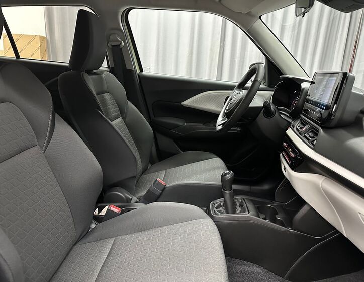 Suzuki Swift 12