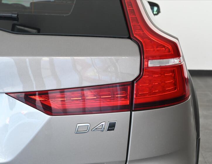 Volvo V60 34