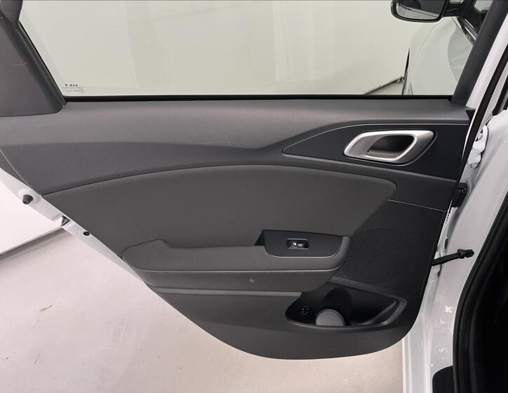 KIA Ceed 27