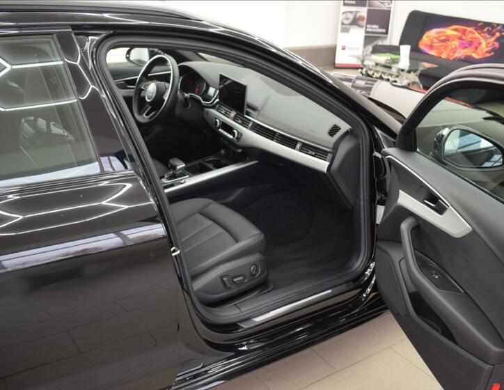 Audi A4 16
