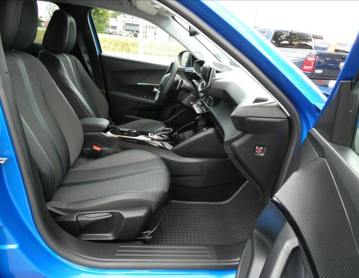 Peugeot 2008 27