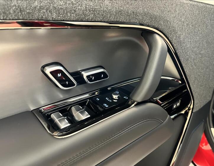 Land Rover Range Rover Sport 9