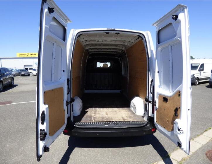 Renault Master 32