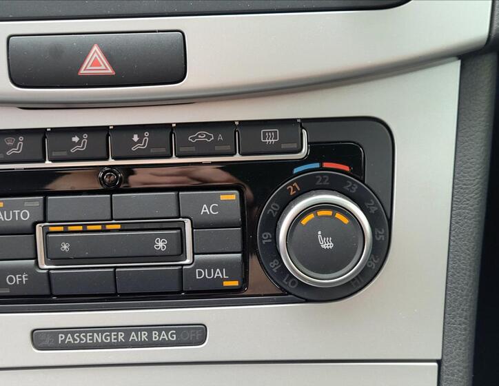 Volkswagen Passat CC 39