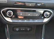 Hyundai i30 23