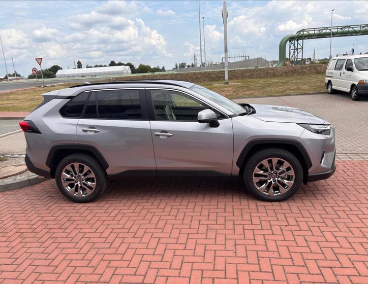 Toyota RAV4 4