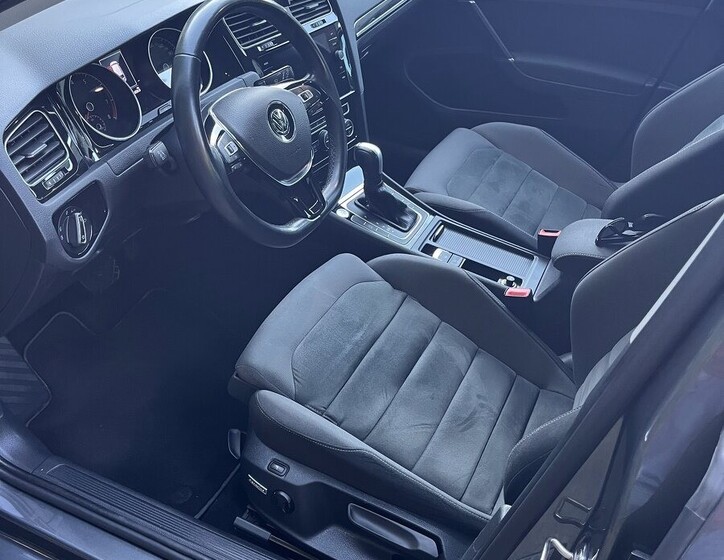 Volkswagen Golf 14