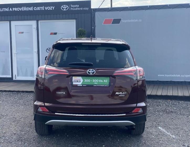 Toyota RAV4 5