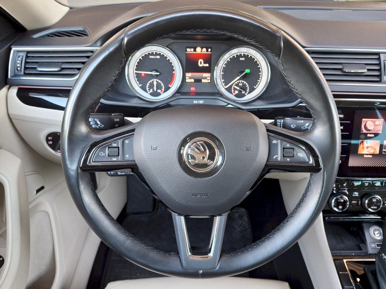 Škoda Superb